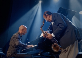 Benny-Golson-sax-i-Antonio-Farao-fortepian-podczas-koncertu-na-Warsaw-Summer-Jazz-Days-2019-Stodola-