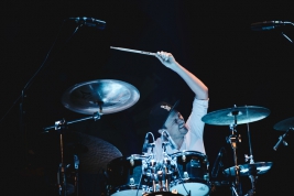 Damien-Schmitt-drums,-during-the-concert-Jean-Luc-Ponty-quot;The-Atlantic-Yearsquot;-on-Jazz-Jambore