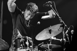 Femi-Koleoso-drums-during-the-concert-of-Ezra-Collective-at-Jazz-Jamboree-2018-StodoÅa-20181027