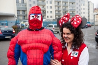 Spiderman-i-Minnie-na-ulicach-Warszawy