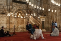 Wnetrze-meczetu-Muhammad-Ali-w-Kairze