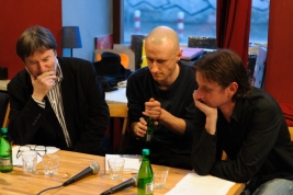 Od-lewej-Marek-Grygiel-wydawca-Michal-Petryk-tlumacz-i-Serhij-Zadan-pisarz-podczas-spotkania-z-czyte