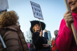 The-protester-with-banner-at-Women-Manifestation-in-Warsaw-20170305