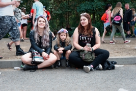 Dziewczyny-w-skorach-i-glanach-na-25-festiwalu-PolandRock-2019-Kostrzyn-20190803