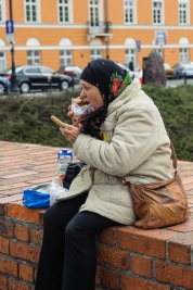 The-woman-is-having-lunch-during-ProLife-demonstration-in-Warsaw-20160424