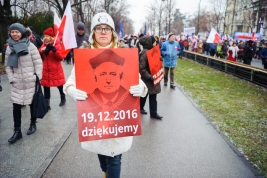 Manifestacja-KOD-w-Warszawie-20161218