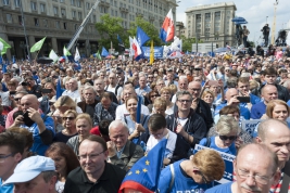 March-Poland-in-Europe-Warsaw-20190518