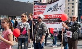 The-demonstration-of-anti-banking-Warsaw-25-April-2015