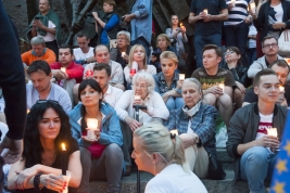 The-protesters-with-candles-at-the-Light-Chain-protest-against-changes-in-law-of-courts-in-Poland-Wa