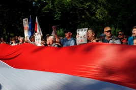 Manifestacja-w-obronie-Sadu-Najwyzszego-przed-Senatem-RP-Warszawa-20180724