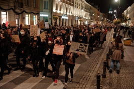 Women-manifestation-in-Warsaw-20201030