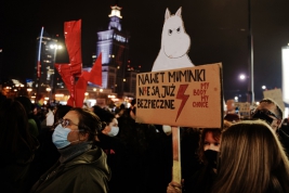 Women-manifestation-in-Warsaw-20201030